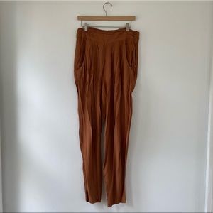 Tapered Summer Pants